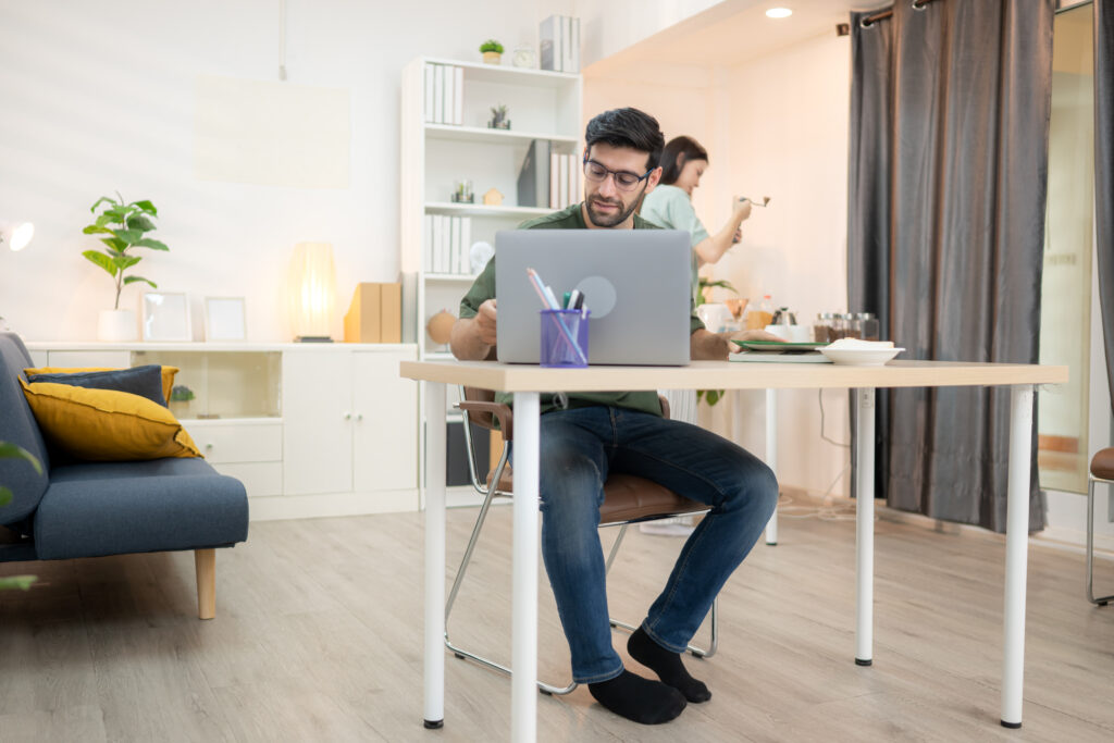 High-speed internet and work-from-home spaces in 2025 renter amenities